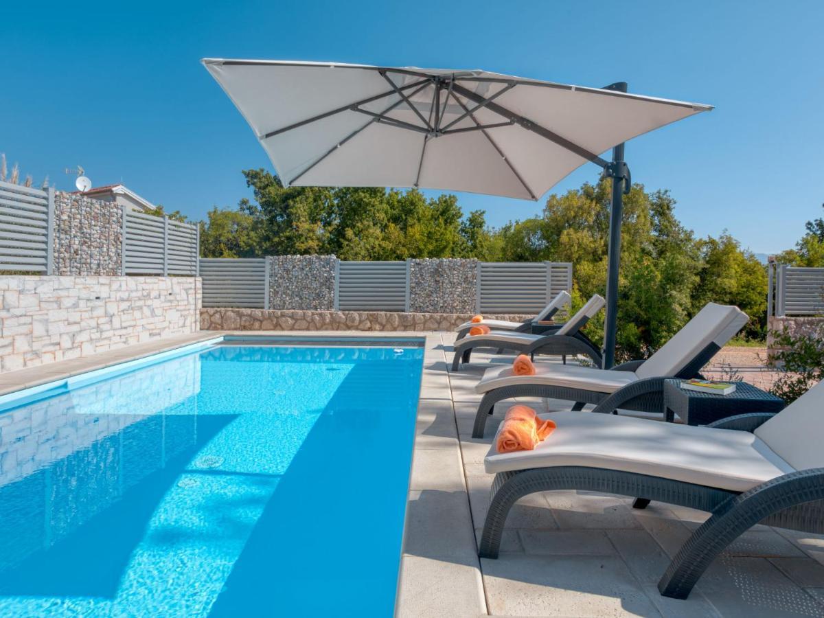 Holiday Home Lavendel - Mlk159 By Interhome Dobrinj Bagian luar foto