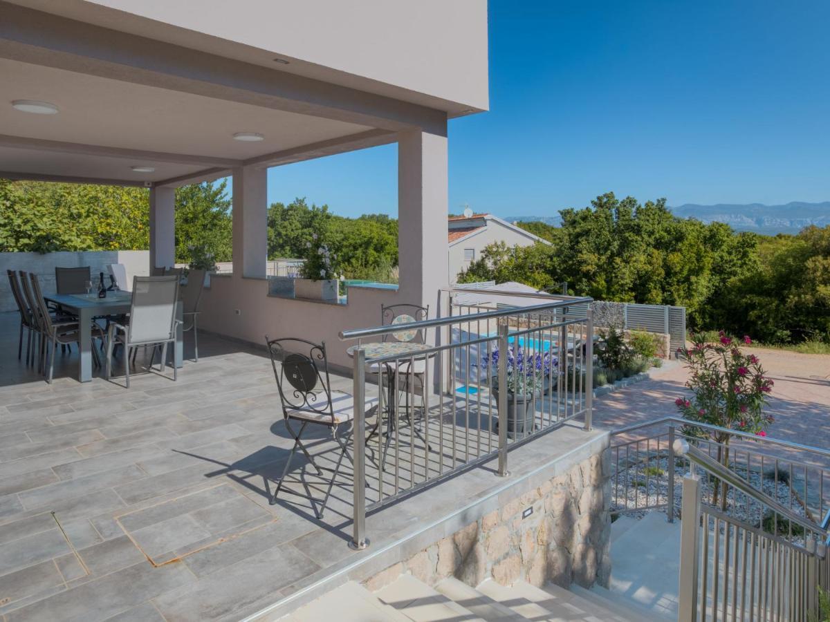 Holiday Home Lavendel - Mlk159 By Interhome Dobrinj Bagian luar foto