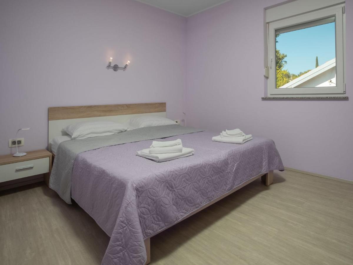 Holiday Home Lavendel - Mlk159 By Interhome Dobrinj Bagian luar foto