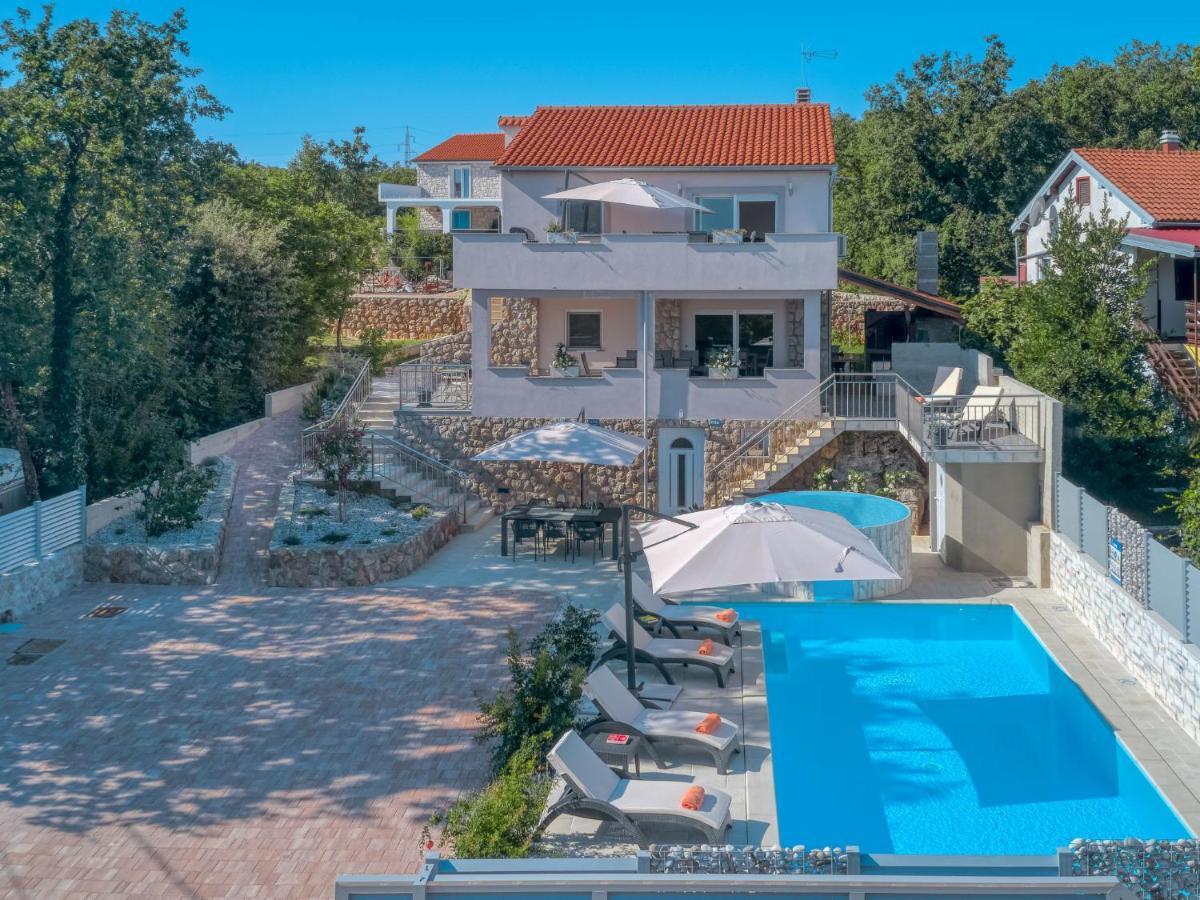 Holiday Home Lavendel - Mlk159 By Interhome Dobrinj Bagian luar foto